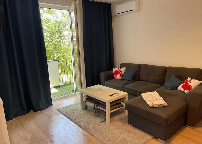 Cellini Apartment
