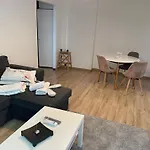 Cellini Апартаменти Бухарест