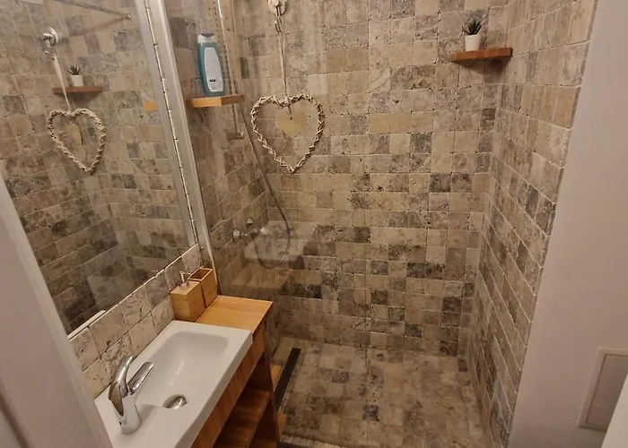 Cellini 부쿠레슈티